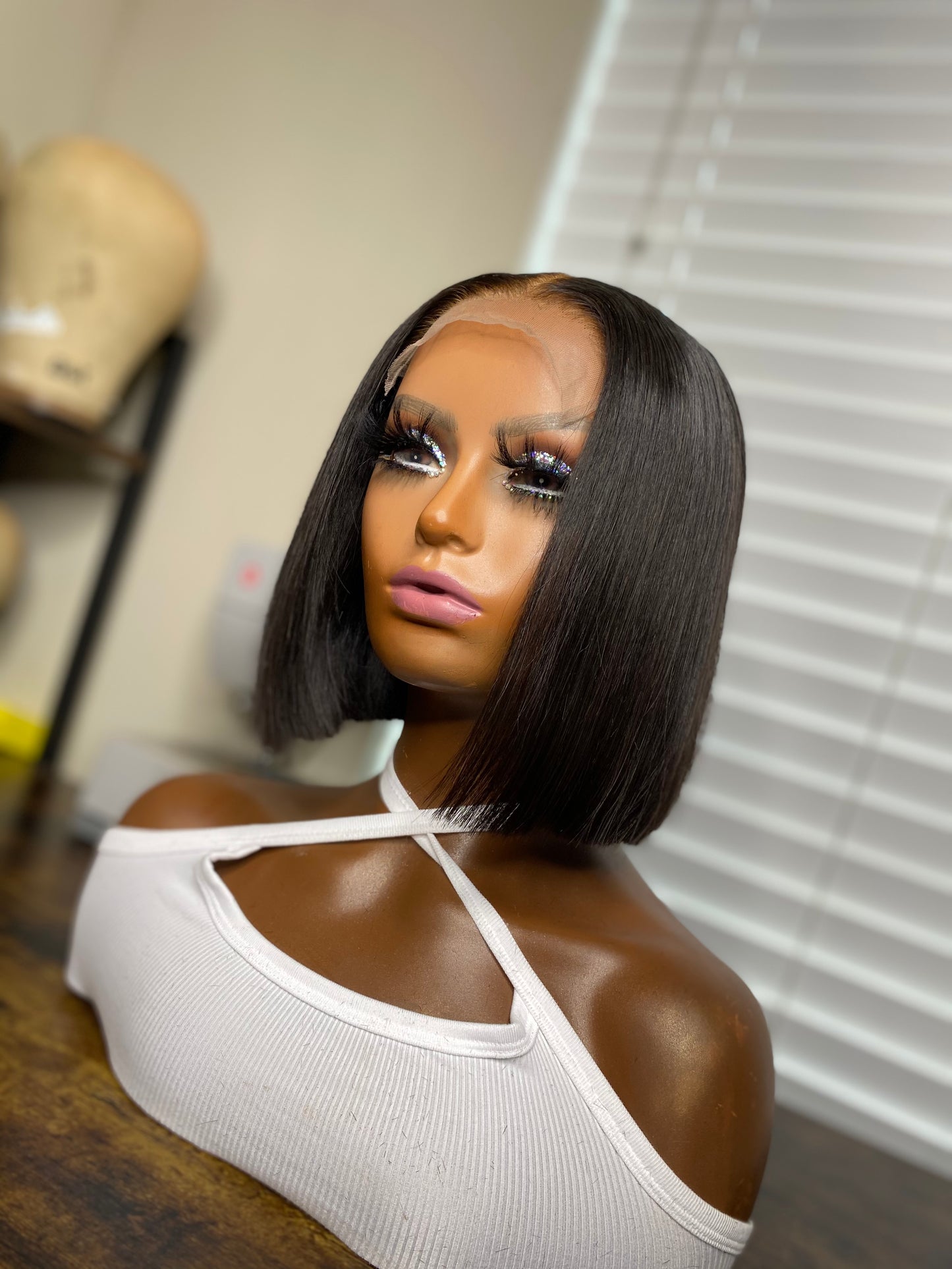 bob wigs, side part bob wig , bob wig, 12 inch wig, short bob wigs, glueless wig, 5x5 closure wig